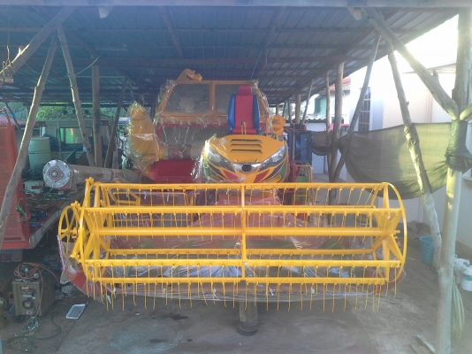 ขายแล้วครับ นำส่งเรียบร้อย ไปอำนาจเจริญคันที่ 2 หลังจากจากติดตามเรามาตั้งแต่คันแรก เห็นรถกำลังรื้อก็วางมัดจำเลย กลัวไม่ทัน