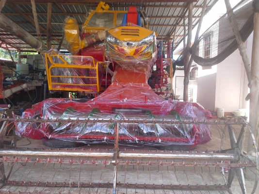 ขายแล้วครับ นำส่งเรียบร้อย ไปอำนาจเจริญคันที่ 2 หลังจากจากติดตามเรามาตั้งแต่คันแรก เห็นรถกำลังรื้อก็วางมัดจำเลย กลัวไม่ทัน