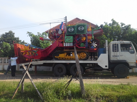 ขายแล้วครับ นำส่งเรียบร้อย ไปอำนาจเจริญคันที่ 2 หลังจากจากติดตามเรามาตั้งแต่คันแรก เห็นรถกำลังรื้อก็วางมัดจำเลย กลัวไม่ทัน