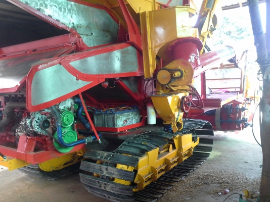 ขายแล้วครับ นำส่งเรียบร้อย ไปอำนาจเจริญคันที่ 2 หลังจากจากติดตามเรามาตั้งแต่คันแรก เห็นรถกำลังรื้อก็วางมัดจำเลย กลัวไม่ทัน