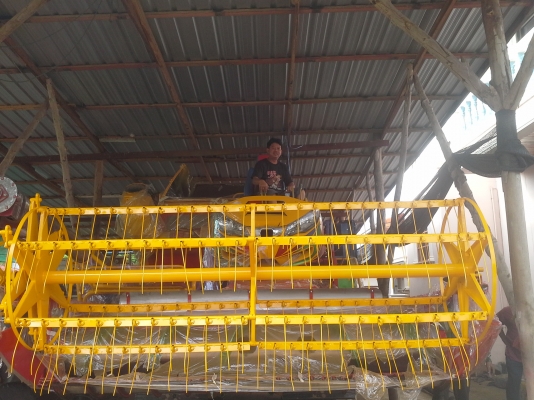 ขายแล้วครับ นำส่งเรียบร้อย ไปอำนาจเจริญคันที่ 2 หลังจากจากติดตามเรามาตั้งแต่คันแรก เห็นรถกำลังรื้อก็วางมัดจำเลย กลัวไม่ทัน