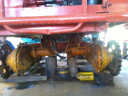 ขายแล้วครับ นำส่งเรียบร้อย ไปอำนาจเจริญคันที่ 2 หลังจากจากติดตามเรามาตั้งแต่คันแรก เห็นรถกำลังรื้อก็วางมัดจำเลย กลัวไม่ทัน