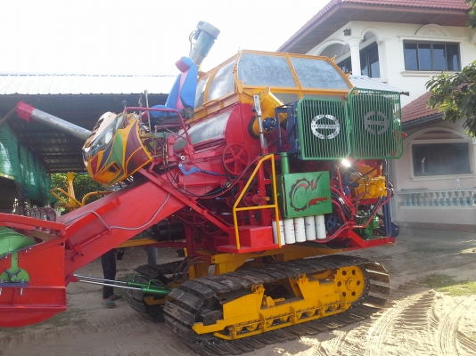 ขายแล้วครับ นำส่งเรียบร้อย ไปอำนาจเจริญคันที่ 2 หลังจากจากติดตามเรามาตั้งแต่คันแรก เห็นรถกำลังรื้อก็วางมัดจำเลย กลัวไม่ทัน