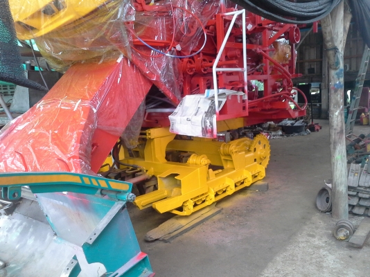 ขายแล้วครับ นำส่งเรียบร้อย ไปอำนาจเจริญคันที่ 2 หลังจากจากติดตามเรามาตั้งแต่คันแรก เห็นรถกำลังรื้อก็วางมัดจำเลย กลัวไม่ทัน