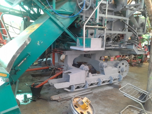 ขายแล้วครับ นำส่งเรียบร้อย ไปอำนาจเจริญคันที่ 2 หลังจากจากติดตามเรามาตั้งแต่คันแรก เห็นรถกำลังรื้อก็วางมัดจำเลย กลัวไม่ทัน