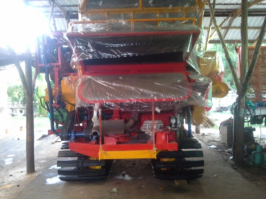 ขายแล้วครับ นำส่งเรียบร้อย ไปอำนาจเจริญคันที่ 2 หลังจากจากติดตามเรามาตั้งแต่คันแรก เห็นรถกำลังรื้อก็วางมัดจำเลย กลัวไม่ทัน