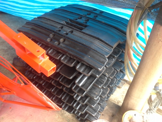 ขายแล้วครับ นำส่งเรียบร้อย ไปอำนาจเจริญคันที่ 2 หลังจากจากติดตามเรามาตั้งแต่คันแรก เห็นรถกำลังรื้อก็วางมัดจำเลย กลัวไม่ทัน