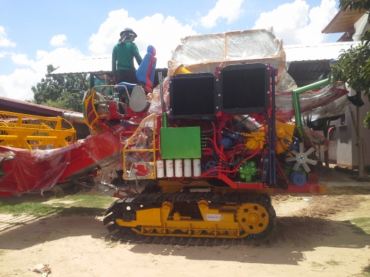 ขายแล้วครับ นำส่งเรียบร้อย ไปอำนาจเจริญคันที่ 2 หลังจากจากติดตามเรามาตั้งแต่คันแรก เห็นรถกำลังรื้อก็วางมัดจำเลย กลัวไม่ทัน