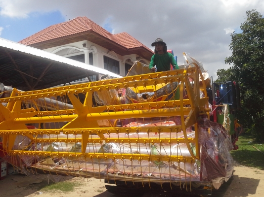 ขายแล้วครับ นำส่งเรียบร้อย ไปอำนาจเจริญคันที่ 2 หลังจากจากติดตามเรามาตั้งแต่คันแรก เห็นรถกำลังรื้อก็วางมัดจำเลย กลัวไม่ทัน