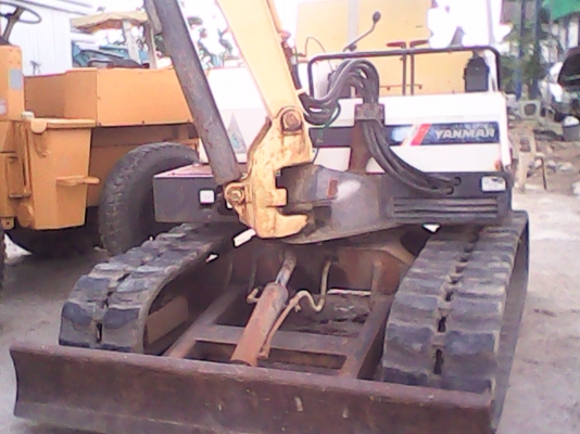 ขายรถแมคโค YANMAR B50  มือสองจากญี่ปุ่น