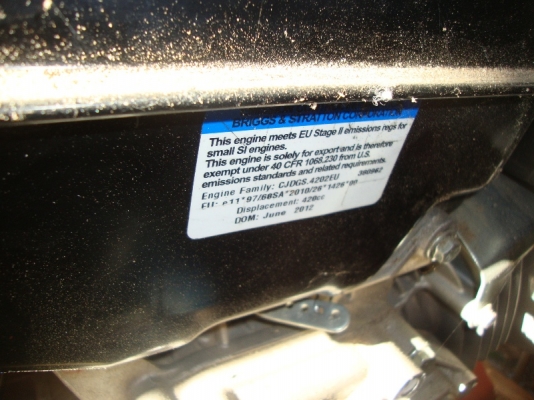 น้าต้องใช้เงินด่วน ครับฝากขายเครื่องบดย่อยกิ่งไม้ ชื้อมาไม่กี่เดือน ราคาคุ้มๆครับ