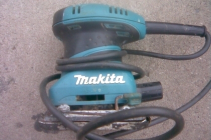 เครื่องขัดmakitaสภาพดีครับใช้งานปกติครับของแท้แน่นอนครับใช้ยาวครับไว้ขัดงานทั่วไป ขัดสีโป้รถยนต์สบายๆๆครับหรืองานทั่วไป