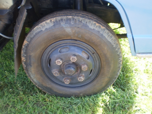 NPR 59 P  115แรง ปี36 ยาว 5 เมตร