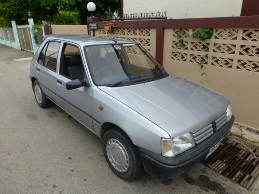 peugeot205 peugeot205
