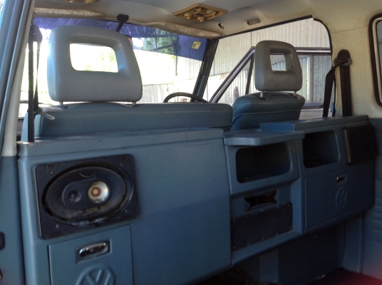 รถโฟคตู้ ทรานสปอร์ตเตอร์ เกียร์ซินโคร 4wd รถโฟคตู้ ทรานสปอร์ตเตอร์ เกียร์ซินโคร 4wd