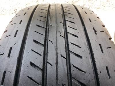 ขายยาง215/70/15 ปี09/2เส้นปี10/2เส้น  BRIDGSTONE DURAVIS R611   1  ชุด