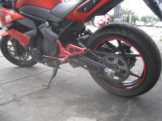 KAWAZAKI NINJA 650 R