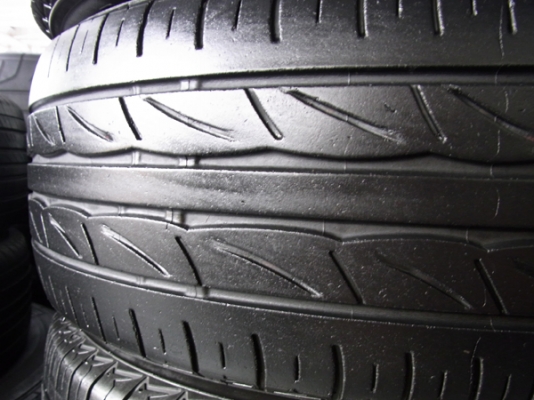 ขายยาง BRIDGSTONE 205/65R15 ปี09 ดอกเยอะสวย ๆ ครับ