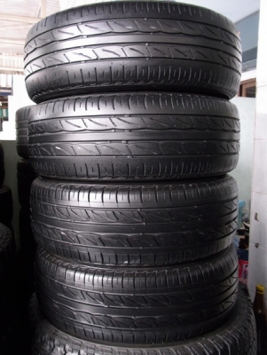 ขายยาง BRIDGSTONE 205/65R15 ปี09 ดอกเยอะสวย ๆ ครับ
