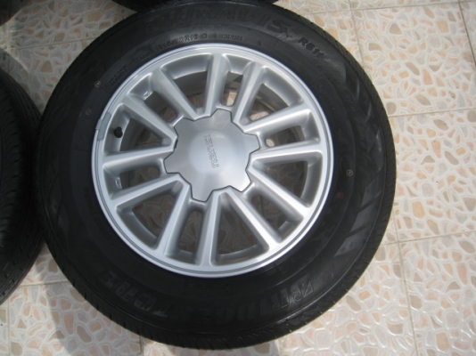 ขายล้อแม็กป้ายแดง  All New Isuzu d-max 16"x6.5" et41 6รู139 +ยางปี 13 (081-3747940)