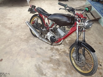 ขายถูก Yamaha RX-S 115cc เครื่องดี พร้อมใช้ มีเล่มทะเบียน ไม่มีชุดโอน