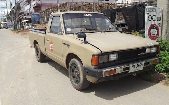 datsun 720  4ขอ พร้อมใช้ 45000