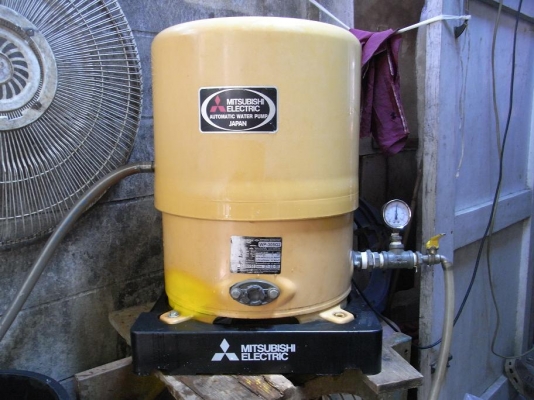ขายปั้มน้ำ Mitsubishi 300 W สภาพสวย พร้อมใช้งาน รับประกันคุณภาพ ดูประวัติการขายผมได้ครับ
