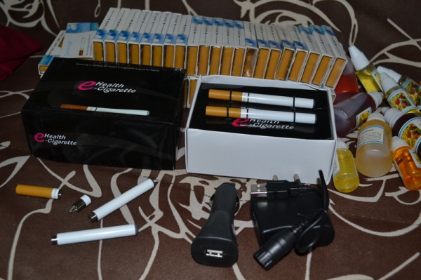 ตัวช่วยสำหรับเลิกบุหรี่ บุหรี่ไฟฟ้า พร้อมอะไหล่ ราคาถูก