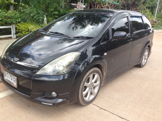 TOYOTA WISH VVTi  2.0 AT ปี 2004 รถบ้านสวยจัดทั้งคัน ติดตั้งแก๊ส LPG ระบบหัวฉีดประหยัดมากๆครับ เครื่องแน่นแรงดี ภายในสวยครบหรูหรา CD เบาะหนัง พ.เพาเวอร์ ก.ไฟฟ้า อุปกรณ์อำนวยความสะดวกครบครัน ช่วงล่างแน่นหนึบ ล้อแม็ก ยางสภาพดี 70\% พร้อมใช้งาน ราคาต่อรองไ