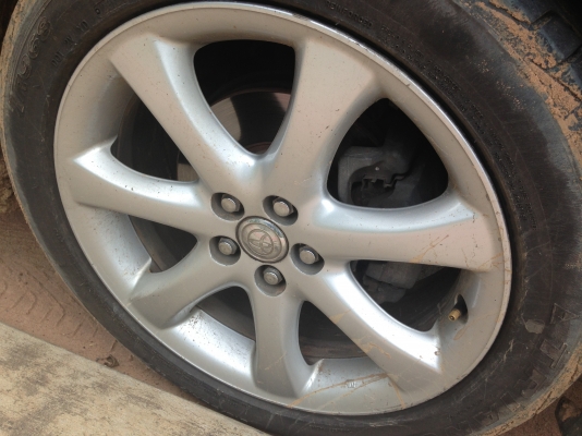 TOYOTA WISH VVTi  2.0 AT ปี 2004 รถบ้านสวยจัดทั้งคัน ติดตั้งแก๊ส LPG ระบบหัวฉีดประหยัดมากๆครับ เครื่องแน่นแรงดี ภายในสวยครบหรูหรา CD เบาะหนัง พ.เพาเวอร์ ก.ไฟฟ้า อุปกรณ์อำนวยความสะดวกครบครัน ช่วงล่างแน่นหนึบ ล้อแม็ก ยางสภาพดี 70\% พร้อมใช้งาน ราคาต่อรองไ