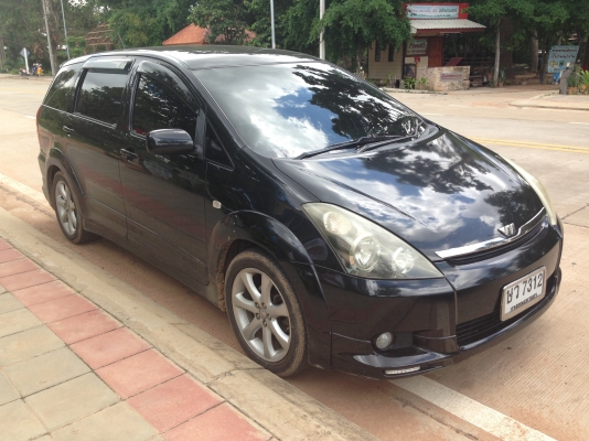 TOYOTA WISH VVTi  2.0 AT ปี 2004 รถบ้านสวยจัดทั้งคัน ติดตั้งแก๊ส LPG ระบบหัวฉีดประหยัดมากๆครับ เครื่องแน่นแรงดี ภายในสวยครบหรูหรา CD เบาะหนัง พ.เพาเวอร์ ก.ไฟฟ้า อุปกรณ์อำนวยความสะดวกครบครัน ช่วงล่างแน่นหนึบ ล้อแม็ก ยางสภาพดี 70\% พร้อมใช้งาน ราคาต่อรองไ