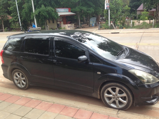 TOYOTA WISH VVTi  2.0 AT ปี 2004 รถบ้านสวยจัดทั้งคัน ติดตั้งแก๊ส LPG ระบบหัวฉีดประหยัดมากๆครับ เครื่องแน่นแรงดี ภายในสวยครบหรูหรา CD เบาะหนัง พ.เพาเวอร์ ก.ไฟฟ้า อุปกรณ์อำนวยความสะดวกครบครัน ช่วงล่างแน่นหนึบ ล้อแม็ก ยางสภาพดี 70\% พร้อมใช้งาน ราคาต่อรองไ