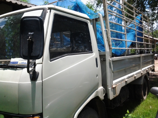 Hino FB112 เครื่องwo4d 117hp น้อตล้อ5ตัว แอร์เย็น กะบะเหล็กพร้อมคอก