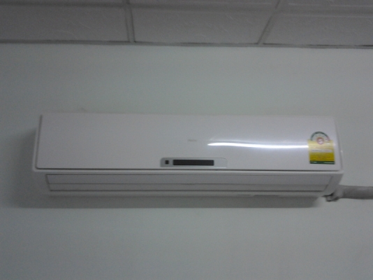 ขายแอร์ Haier/24000 BTU. สภาพ 99\% รับประกันศูนย์ 4 ปี   14000บาทใช้งานได้2เดือนต้องการใช้เงินซื้อมาเบ็ดเส็จรวม 32000 ยังเหลือประกันศูนย์ 4ปี คับ  แอร์ รุ่น Haier