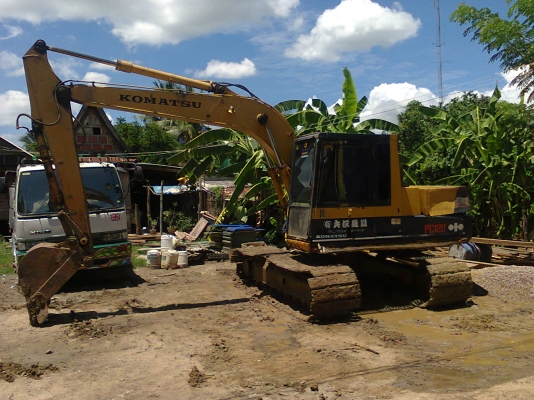 ขายKOMUTSU PC120 รุ้น3 สภาพสวย โซ่ใหม่ แอร์เย็นขข