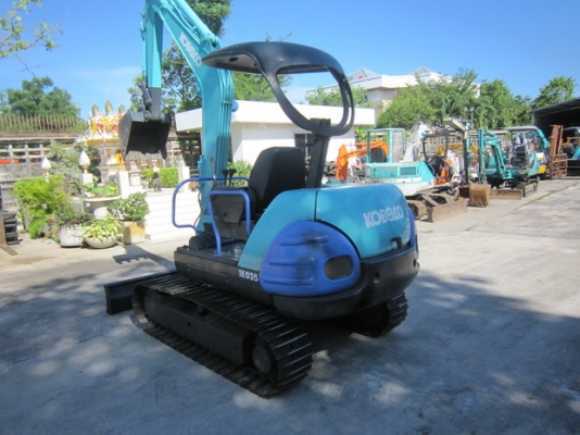 ขาย รถขุดเล็ก KOBELCO รุ่น SK035 แทร็กเหล็ก มือสองญี่ปุ่น ขาย รถขุดเล็ก KOBELCO รุ่น SK035 แทร็กเหล็ก มือสองญี่ปุ่น