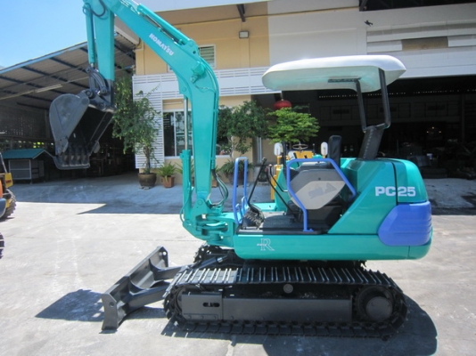 ขาย รถขุดเล็ก KOMATSU รุ่น PC25-1- แทร็กเหล็ก มือสองญี่ปุ่น ขาย รถขุดเล็ก KOMATSU รุ่น PC25-1- แทร็กเหล็ก มือสองญี่ปุ่น