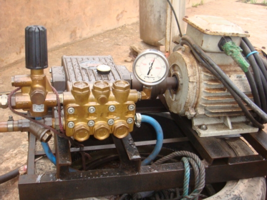 ขายอินเตอร์ปั้มITALY ถังฉีดโฟม เครื่องดูดฝุ่น