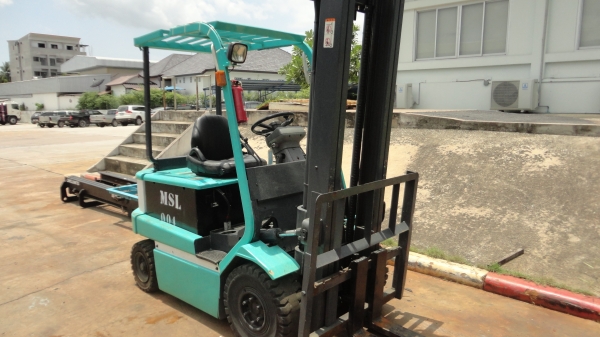 ไฟฟ้ายืนขับ shinko ขนาด 2.5 ton