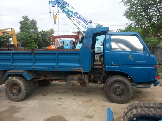 ขา่ยรถบรรทุกดัมพ์ 6ล้อTOYOTA ปี36