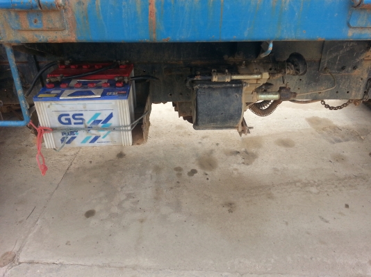 ขา่ยรถบรรทุกดัมพ์ 6ล้อTOYOTA ปี36