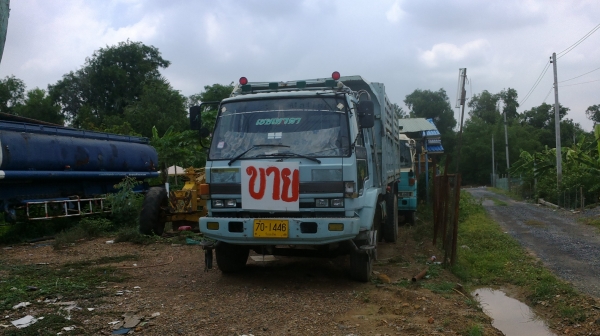 ขายรถบรรทุก 10ล้อ ดั้มสวยสภาพพร้อมใช้