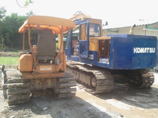 KOMATSU  PC 120-2ขายคู่กับ D20-3