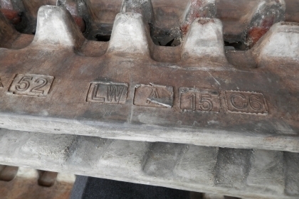 แทรคยาง สภาพ80\% .ใช้กับรถแบคโฮขนาดPC20 ขายถูก1คู่