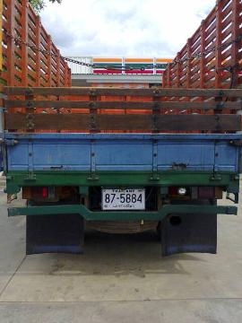 รถ 6 ล้อ ISUZU NQR 120 แรงม้า ขายด่วน