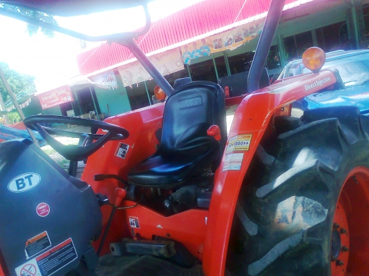 ขายด่วน..รถไถ KUBOTA L4508 DI รถสภาพใหม่ เลขไมล์เพียง 1,1xx ชั่วโมง มีใบดันหน้าตราช้างอย่างดี รถสวยแจ่ม มีทะเบียนครบ.