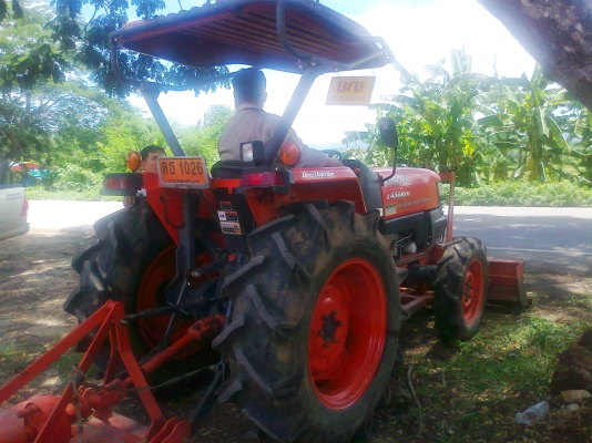ขายด่วน..รถไถ KUBOTA L4508 DI รถสภาพใหม่ เลขไมล์เพียง 1,1xx ชั่วโมง มีใบดันหน้าตราช้างอย่างดี รถสวยแจ่ม มีทะเบียนครบ.