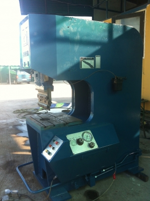 ขาย เครื่อง Bending Machine / SPH-30 / Used Machine from Japan