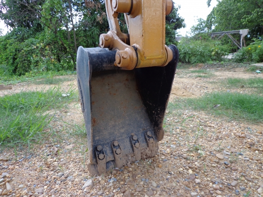 ขายรถแมคโคร KOMATSU PC20-6 ติดต่อคุณยุทธิ์ โทร. 081-9870866 คุณจิ๊ด โทร. 089-7949488