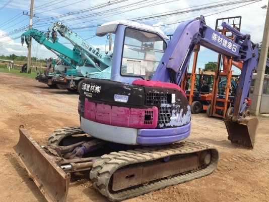 รถแบคโฮ KOMATSU PC50UU-2